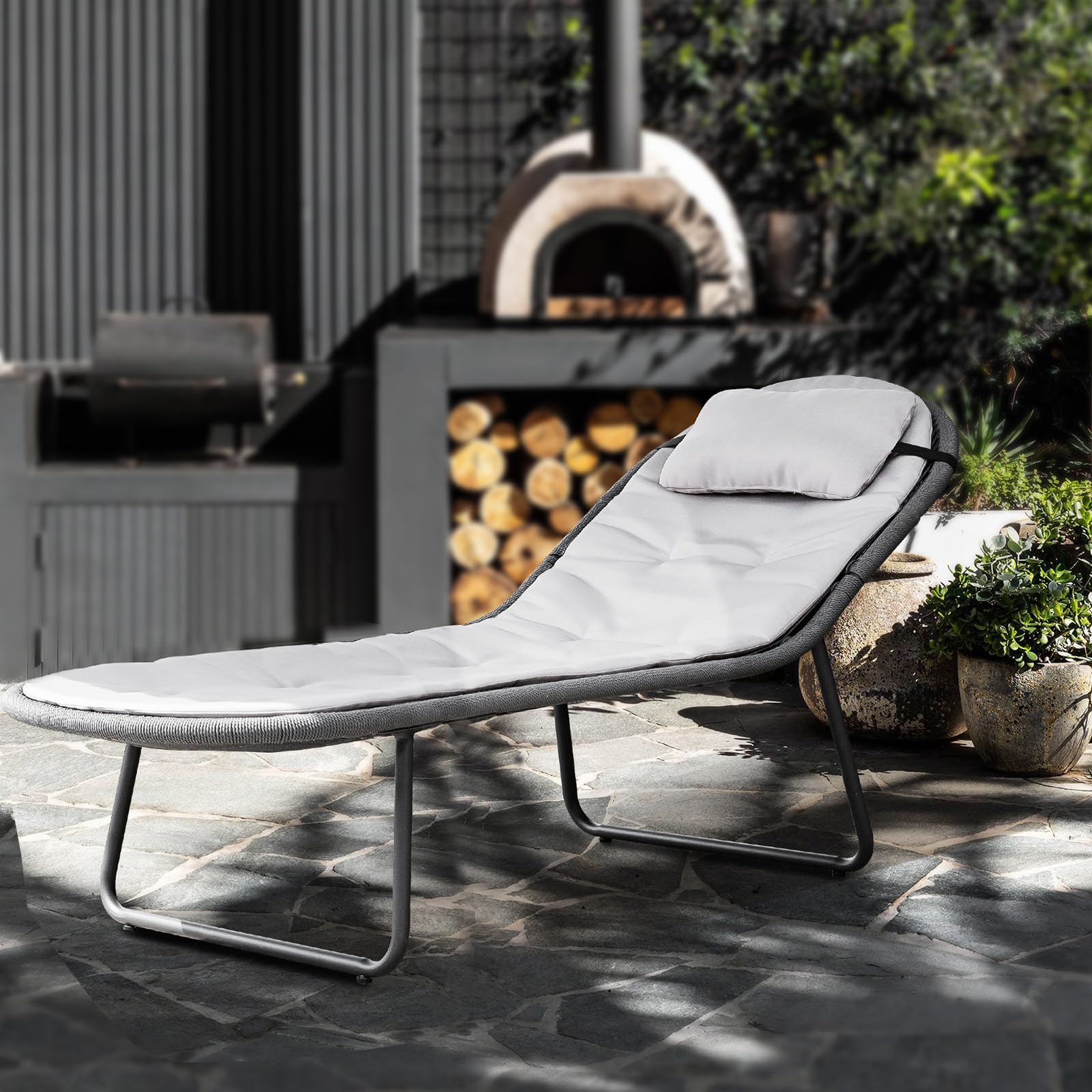 2-Piece Outdoor Chaise Lounge Set with Cushions (Light Grey)​