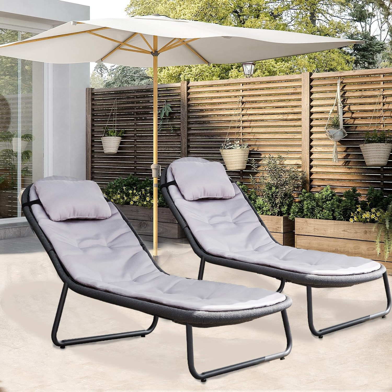 2-Piece Outdoor Chaise Lounge Set with Cushions (Light Grey)​